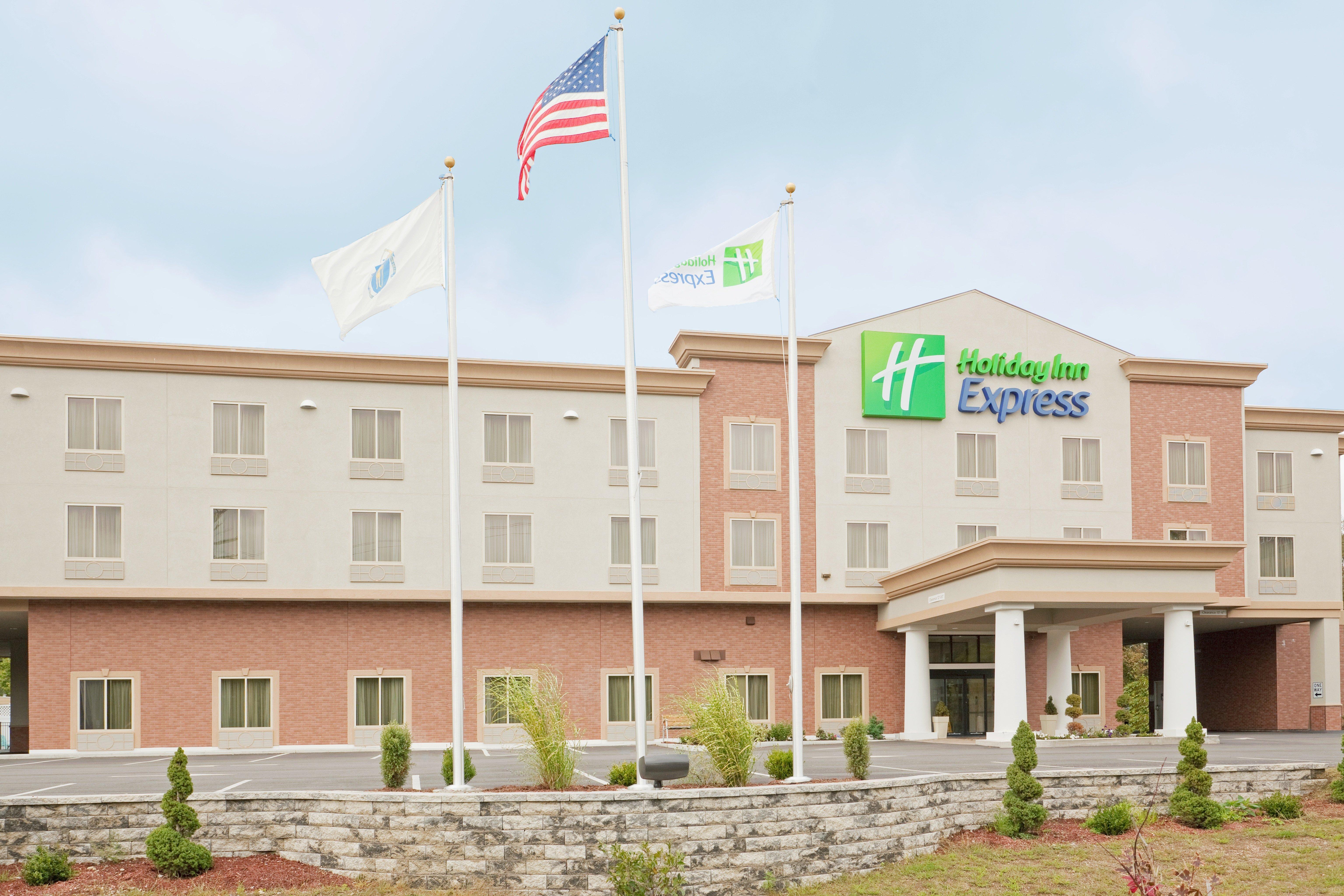 Comfort Inn & Suites Plainville-Foxboro Exterior foto